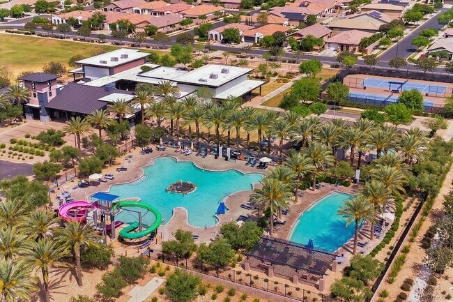 Building Photo - 5935 S Coyote Canyon