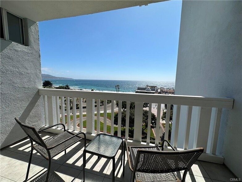 Building Photo - 640 The Village