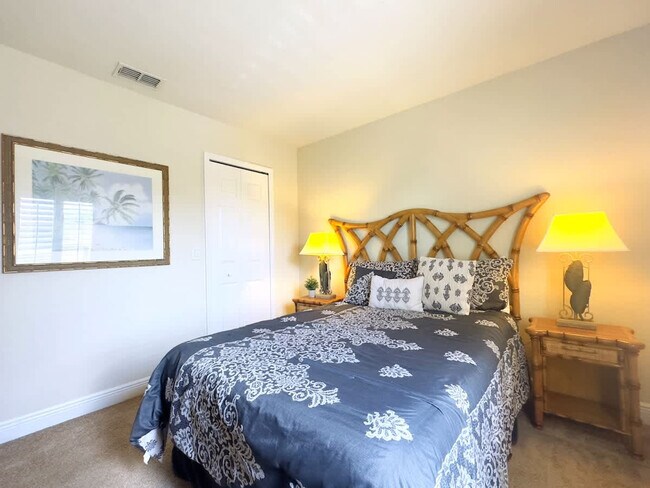 Building Photo - 3306 Calabria Ave