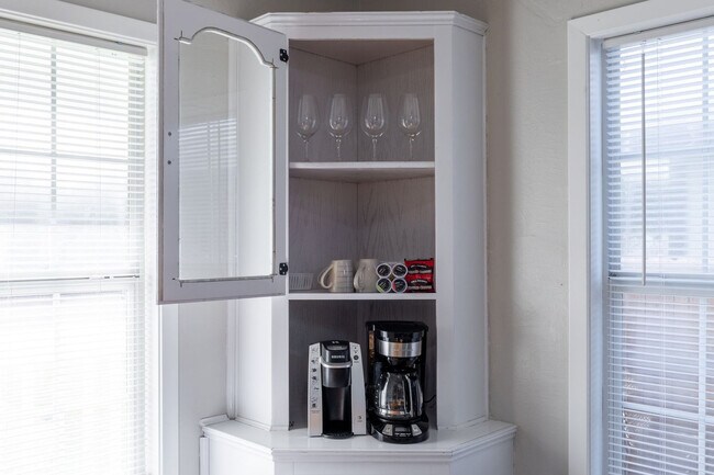 Building Photo - 1538 S 19th St