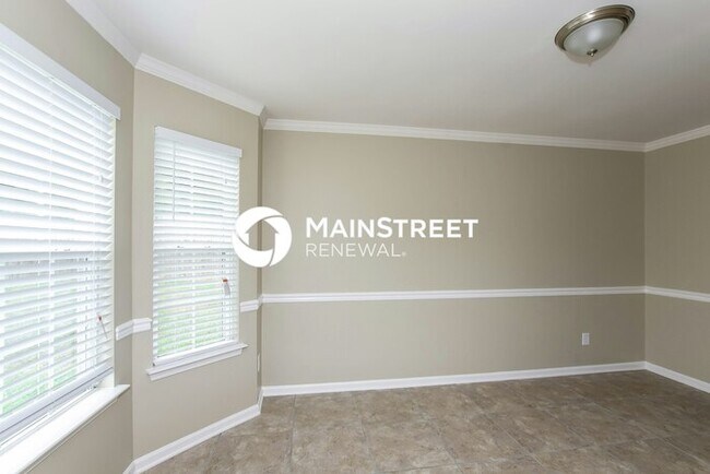 Building Photo - 3 Bedroom Pet-Friendly Home in Charlotte, NC with Main Street Renewal