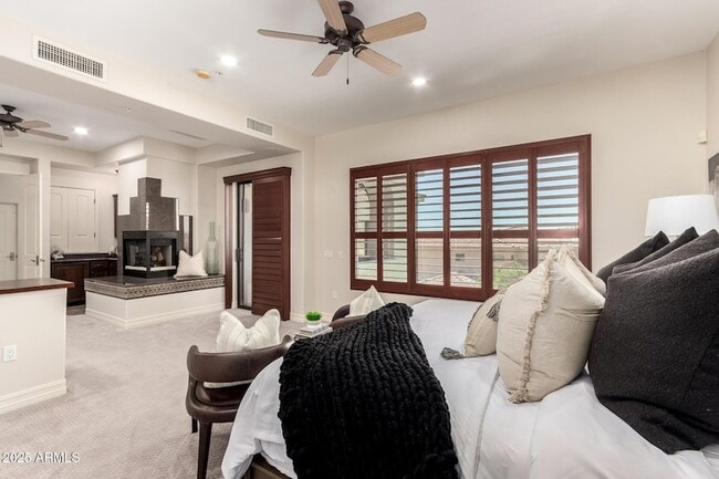 Building Photo - 8614 N 17th Pl