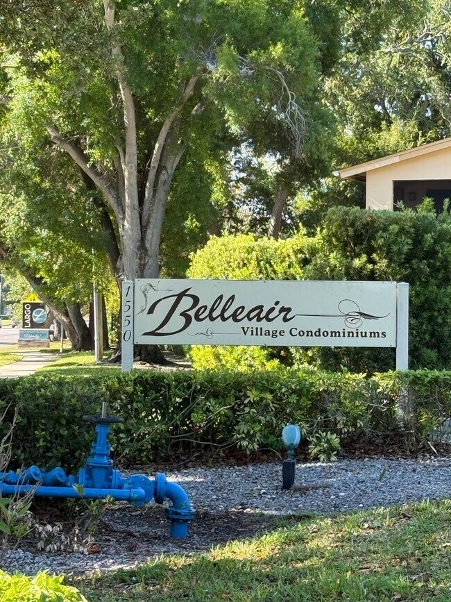 Building Photo - 1550 S Belcher Rd