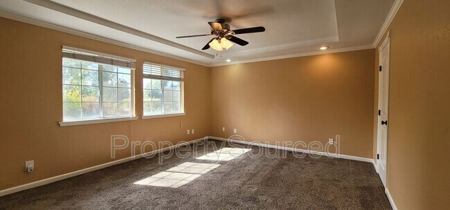 Building Photo - 5054 E Eastview Dr