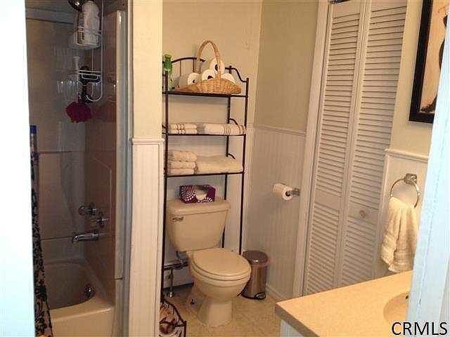 1st floor bathroom - 100 Sherwood Ave