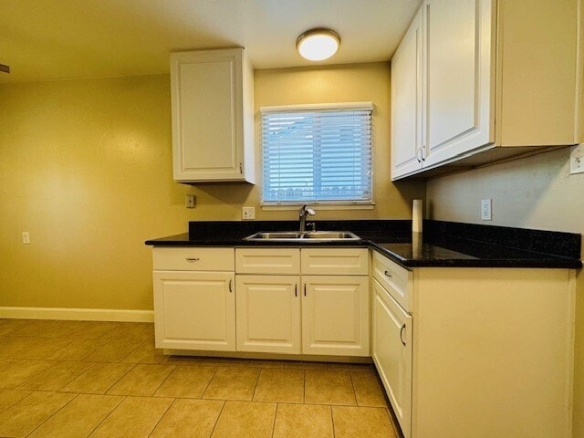Building Photo - Charming 2-Bedroom, 1-Bathroom in Sacramento!