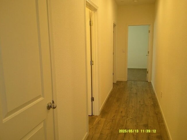 Building Photo - 670 Wisteria Ln