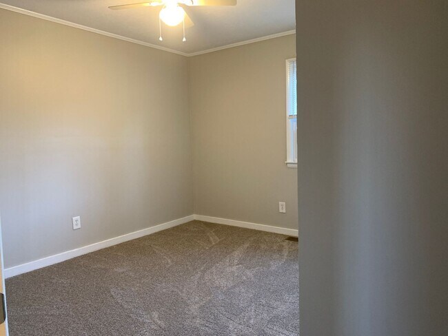 Building Photo - Amazing Renovated Rent Ready Ranch Near I-40, US 70 Hwy, Available Now!