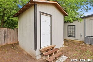 Building Photo - 435 Creath Pl