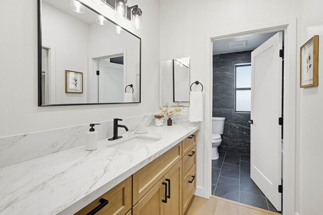 Building Photo - Brand New Construction – 3 Bed / 2 Bath Duplex Home in Normal Heights