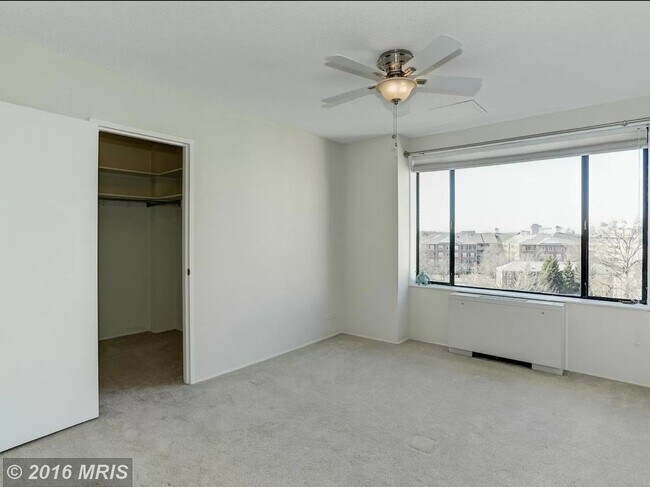 Building Photo - 4501 Arlington Blvd