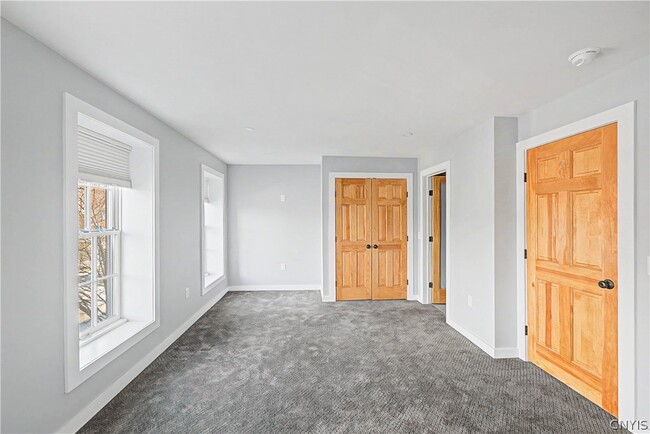 Building Photo - 28 E Genesee St