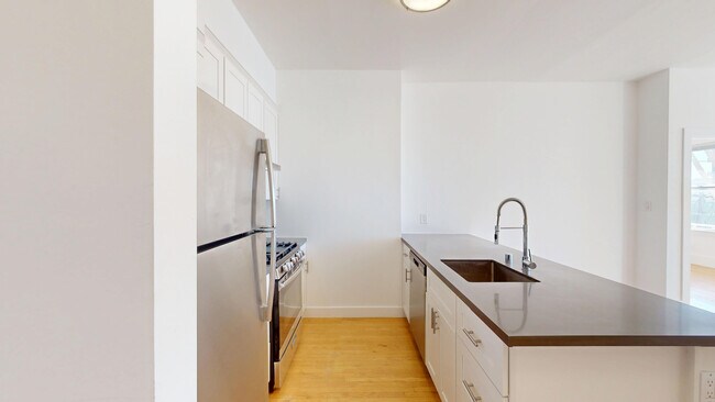 Building Photo - 1408 California St