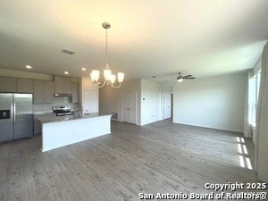 Building Photo - 750 Tranchet Trl