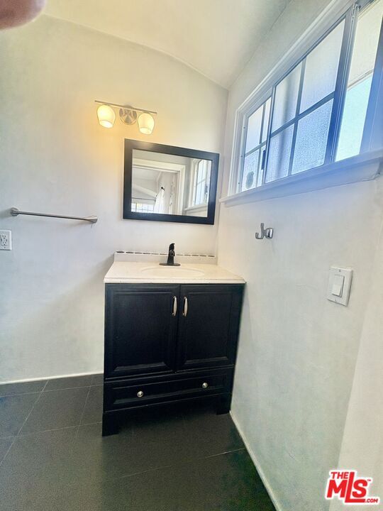 Building Photo - 7428 W 81st St