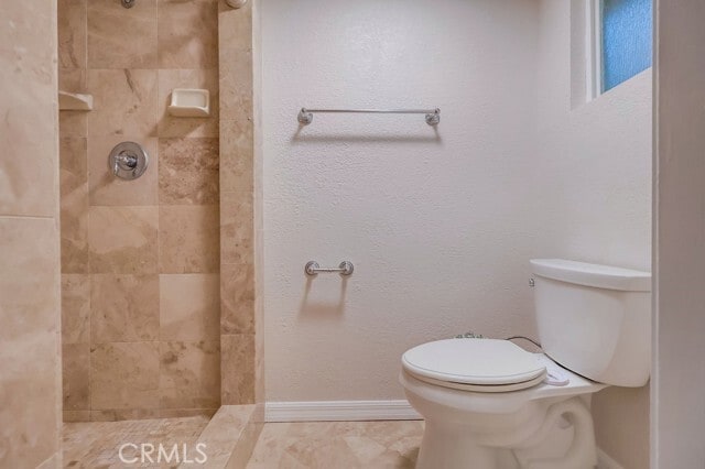 Building Photo - 3554 Seaglen Dr