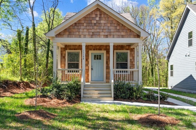 Modern amenities meet Cozy charm! 3 Bedro... - Modern amenities meet Cozy charm!  3 Bedro...