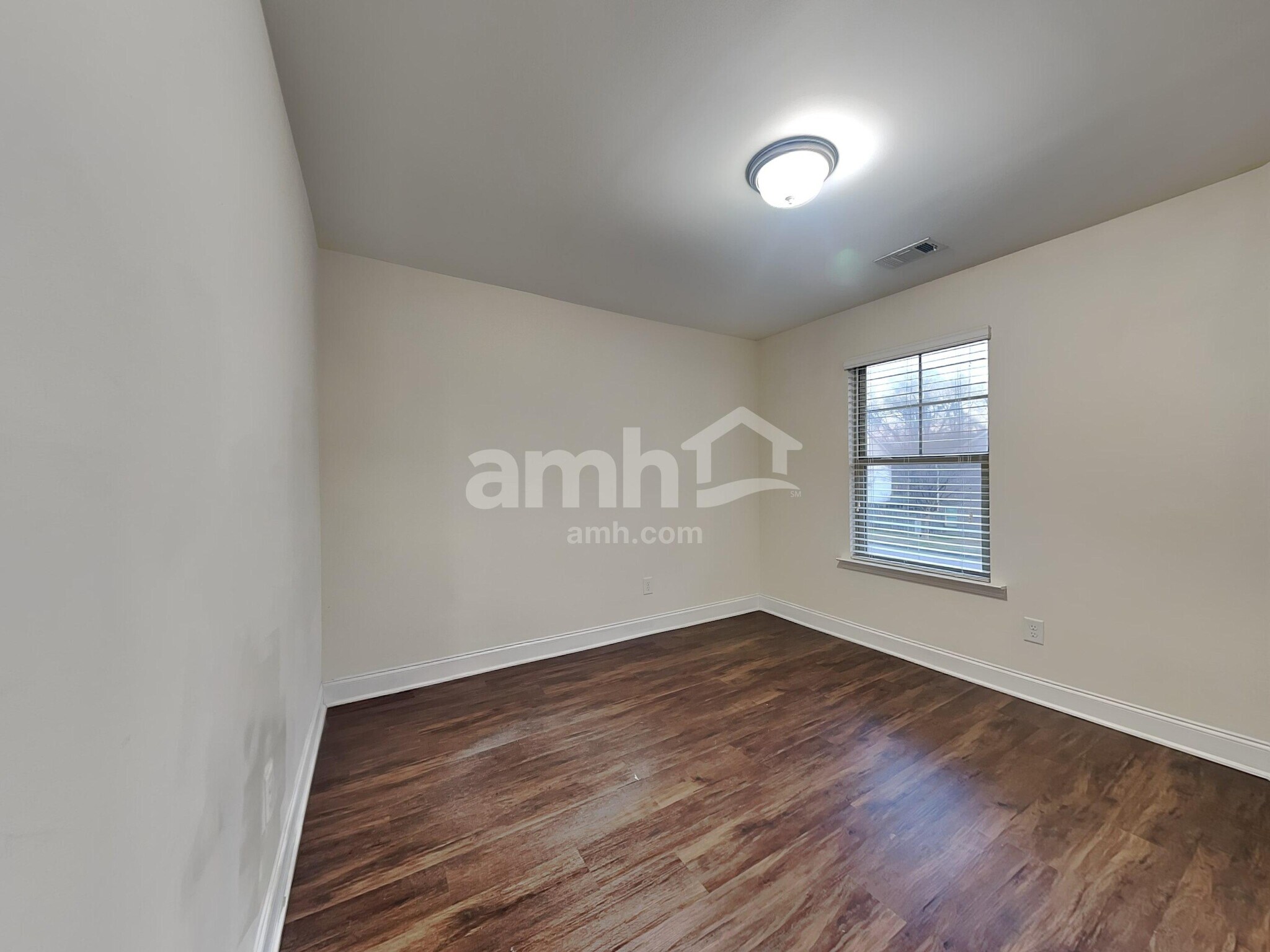 Building Photo - 2515 Beal St