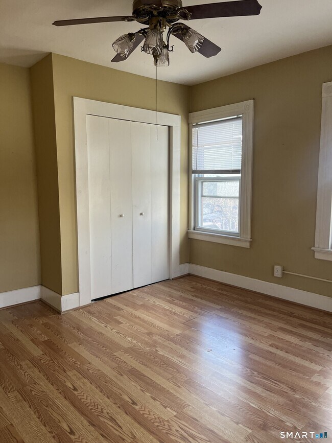 Building Photo - 128 S Whittlesey Ave