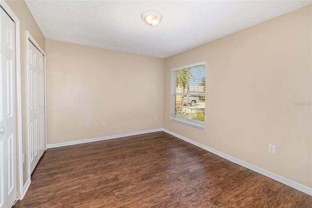 Building Photo - 233 Southbridge Cir