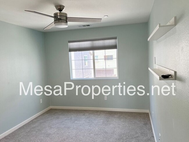 Building Photo - 1046 Newberry Ln