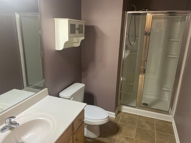 Building Photo - 1505 Walnut View Dr