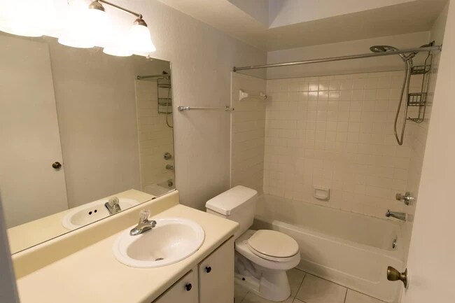 Building Photo - 2986 S University Dr