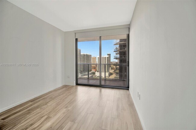 Building Photo - 801 S Miami Ave