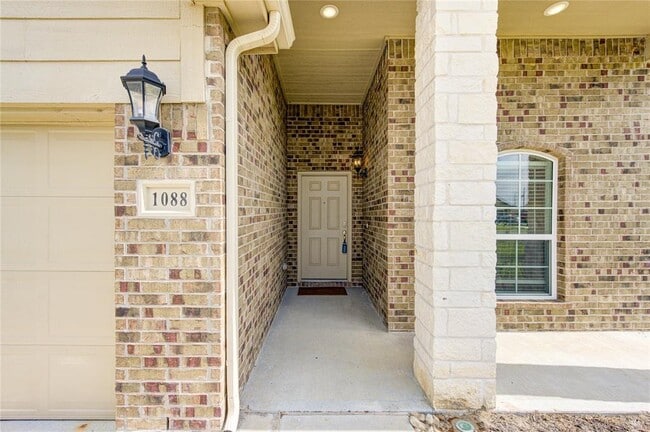 Building Photo - 1088 Rd 5102