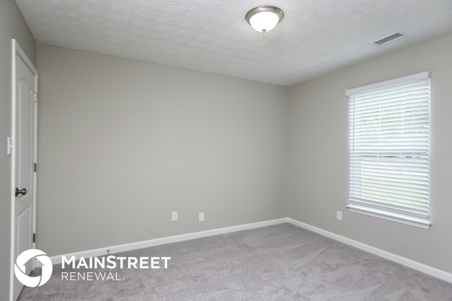 Building Photo - 536 Dove Way