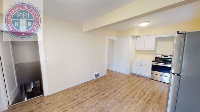 Building Photo - First Addition - Craftsman Style, Across From George Roger's Park