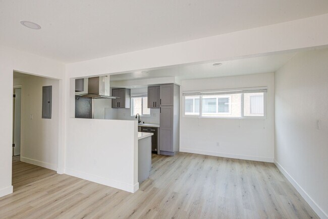 Building Photo - 1211 Beryl St
