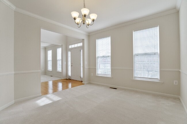 Building Photo - 9800 Traver St