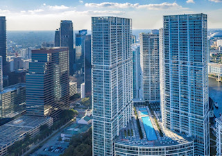 Building Photo - 495 Brickell Ave