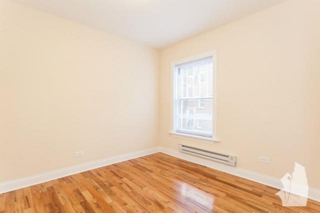 Building Photo - 1 bedroom in Chicago IL 60657