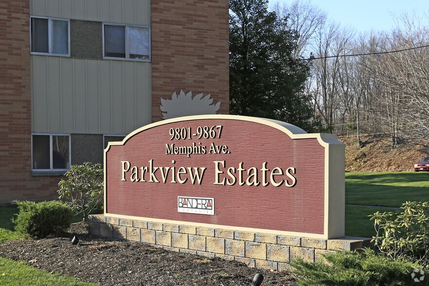 Parkview Estates 9841 Memphis Ave Brooklyn OH 44144 Apartment Finder
