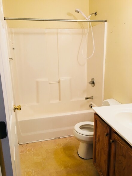 Building Photo - 5022 Lea Ann Way