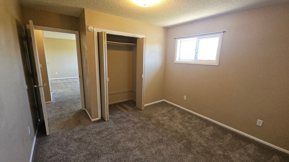 Building Photo - 128 Rhea Ln
