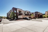 Building Photo - Private 2 bed 2 bath Condo in Inverness En...