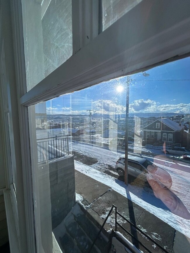 Building Photo - 410 N Washington St