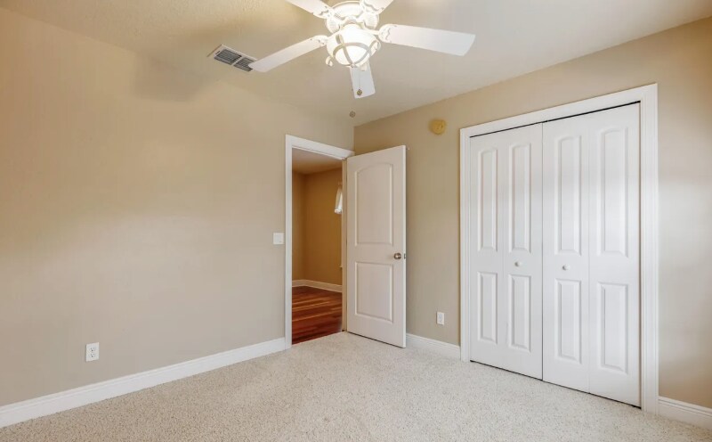 Building Photo - 1800 Kole Pl