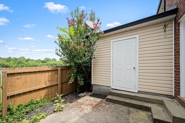 Building Photo - 340 Stewarts Landing Cir