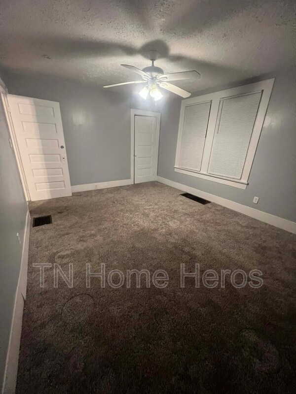 Building Photo - 2761 Tarleton Ave