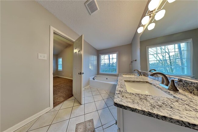 Building Photo - 3887 Spring Meadow Dr