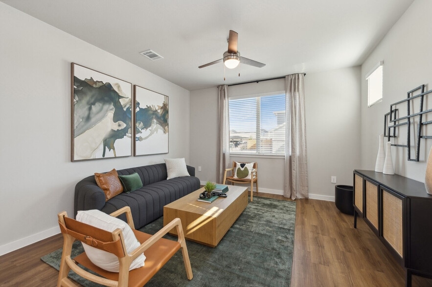 Primary Photo - Ascend on Potranco