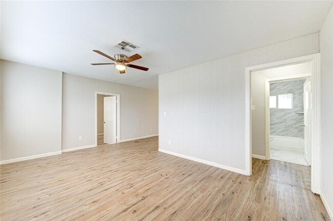 Building Photo - 2726 Stallings Dr