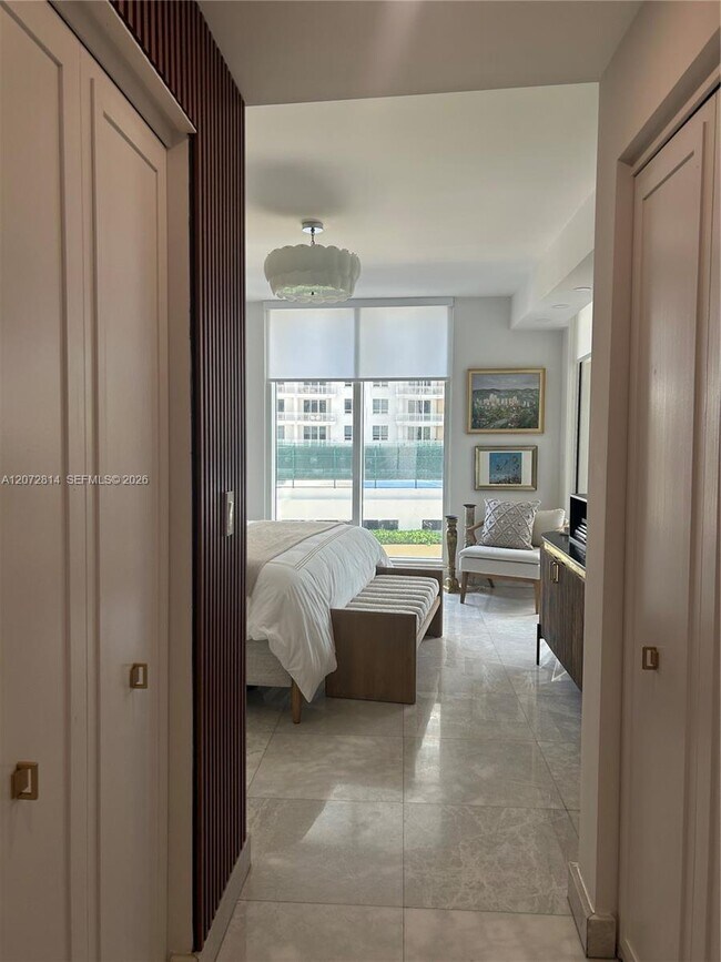 Building Photo - 901 Brickell Key Blvd