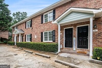 Building Photo - 2884 Spruce Cir