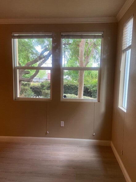 Building Photo - 4800 Westlake Pky