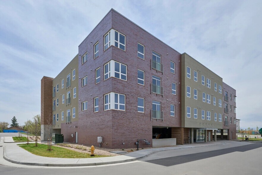 Building Photo - SP Crossing Apartments